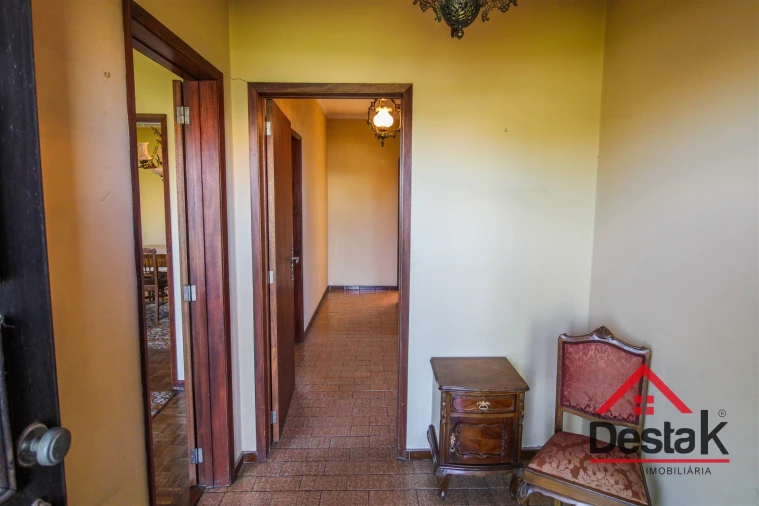 Moradia T5 para Venda em Albergaria-A-Velha e Valmaior Foto 5