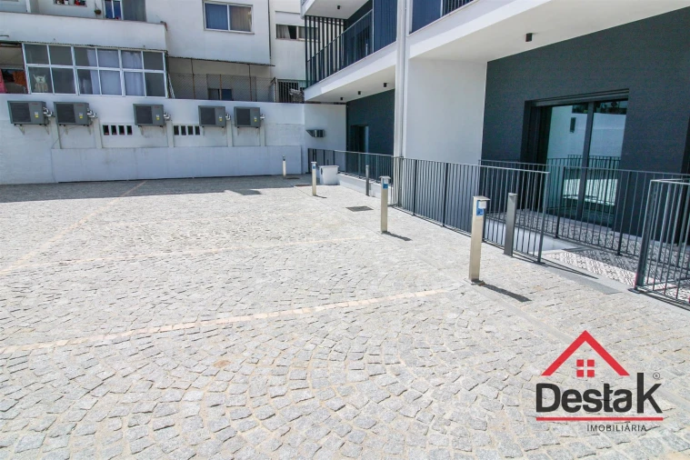 Apartamento T2 para Arrendamento em Viseu Foto 16