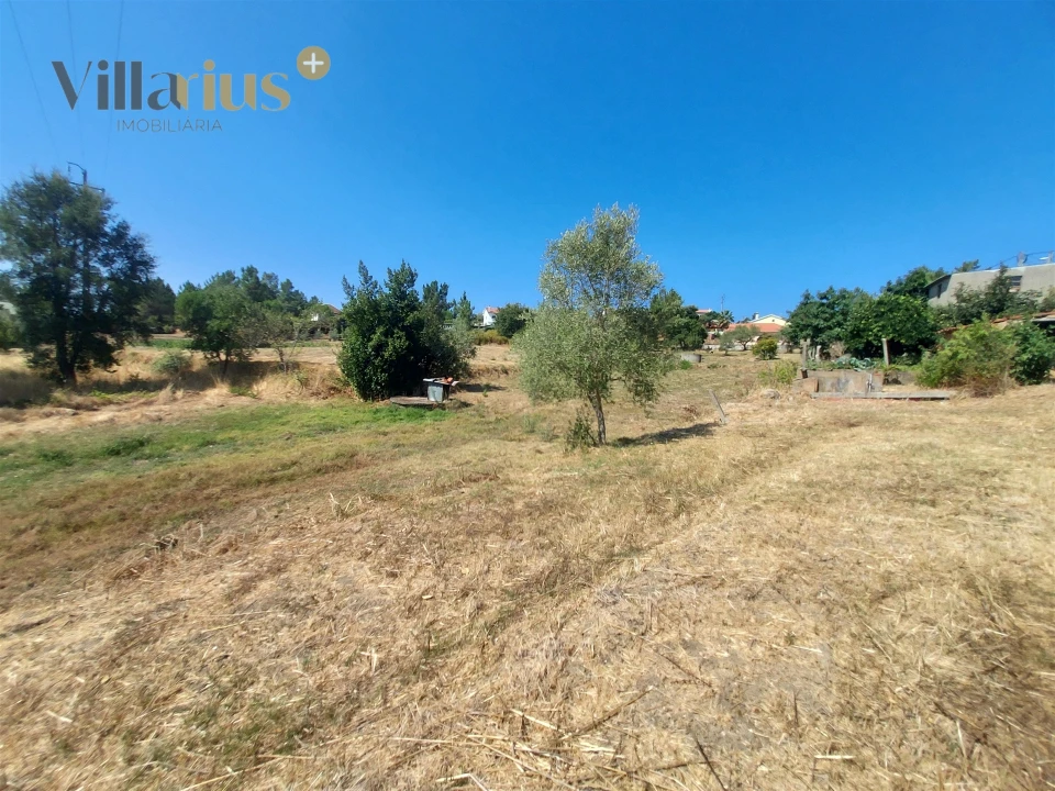 Moradia T3 para Venda em Casais e Alviobeira Foto 9