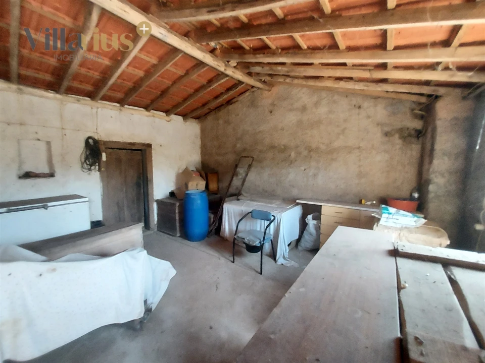 Moradia T3 para Venda em Casais e Alviobeira Foto 33