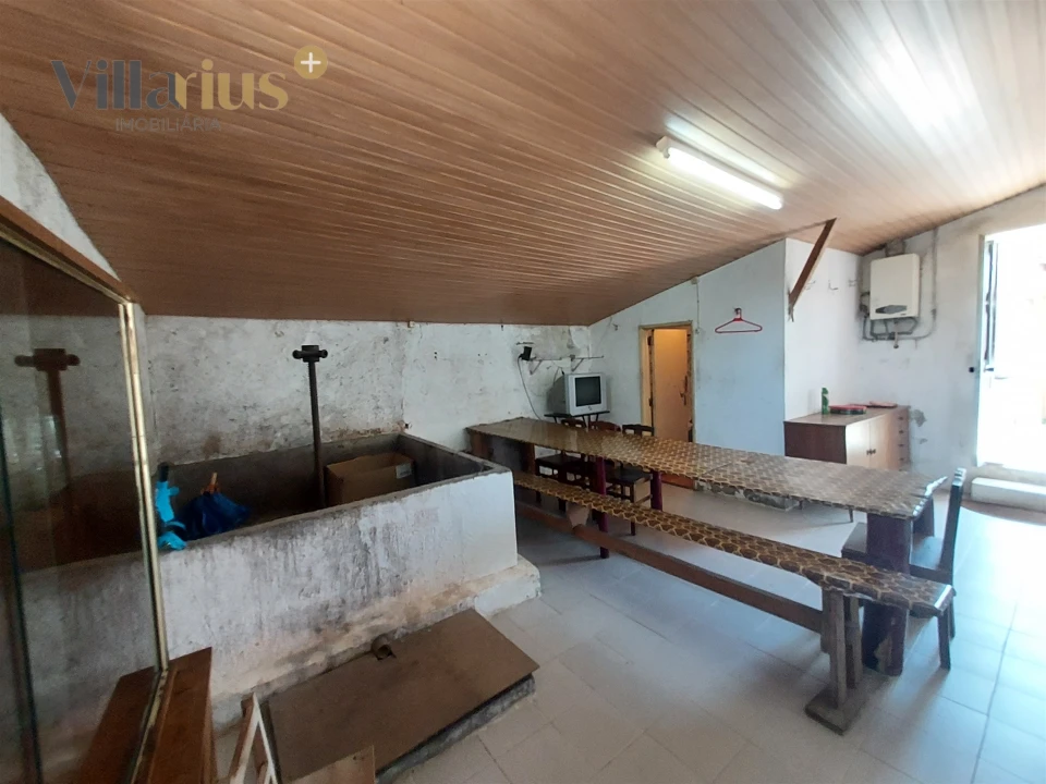 Moradia T3 para Venda em Casais e Alviobeira Foto 16