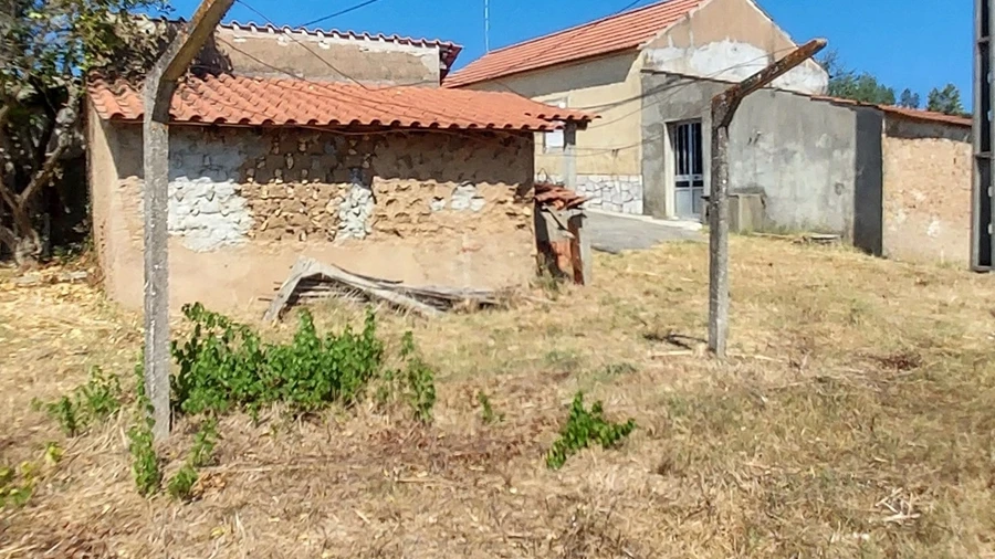 Moradia T3 para Venda em Casais e Alviobeira