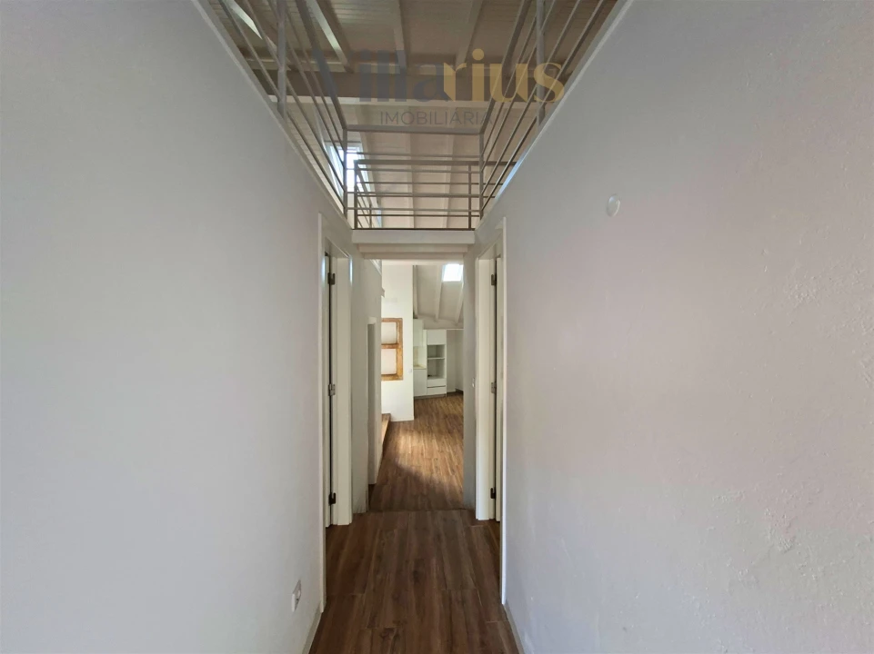 Moradia T2 para Venda em Carregueiros Foto 11