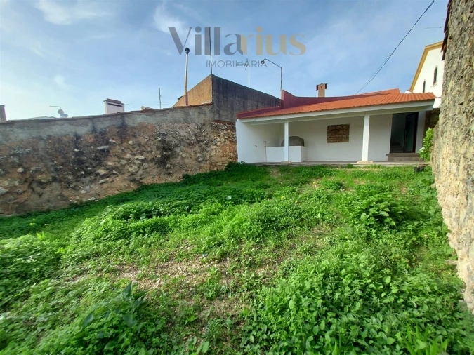 Moradia T2 para Venda em Carregueiros Foto 30