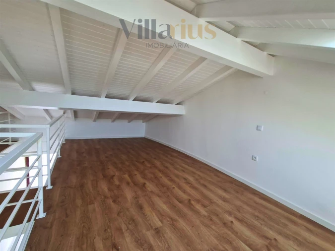 Moradia T2 para Venda em Carregueiros Foto 22