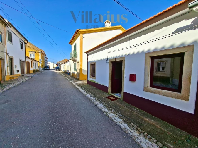 Moradia T2 para Venda em Carregueiros