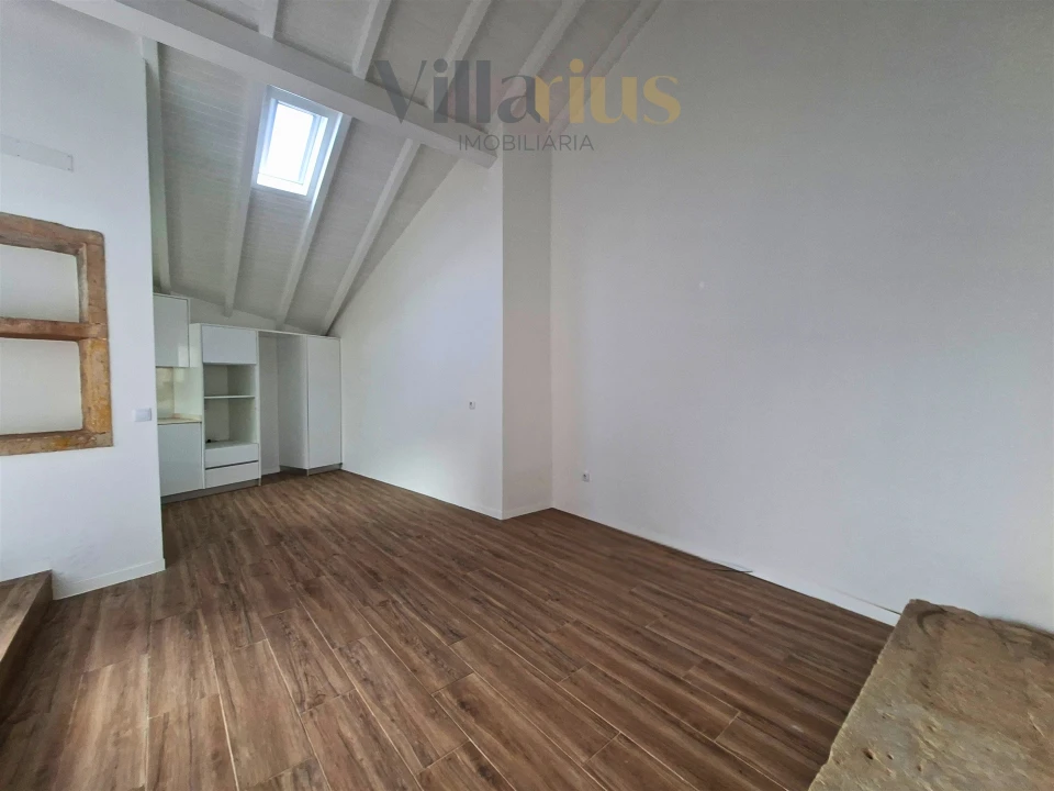 Moradia T2 para Venda em Carregueiros Foto 12