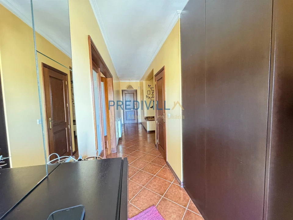 Moradia T4 para Venda em Guilhabreu Foto 9