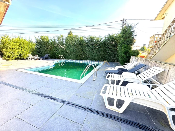 Moradia T4 para Venda em Guilhabreu