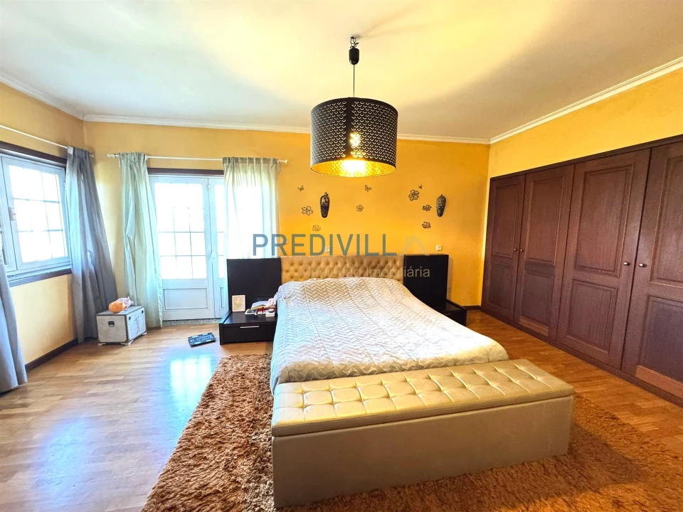 Moradia T4 para Venda em Guilhabreu Foto 17