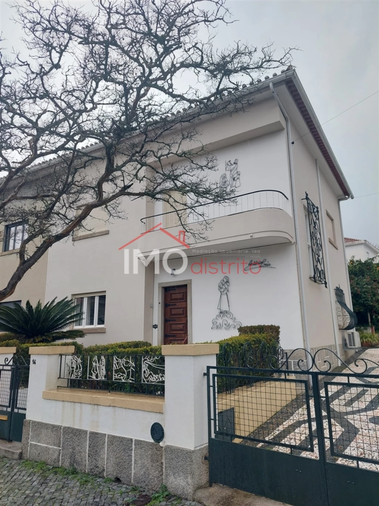 Moradia T4 para Venda em Sé e São Lourenço Foto 1