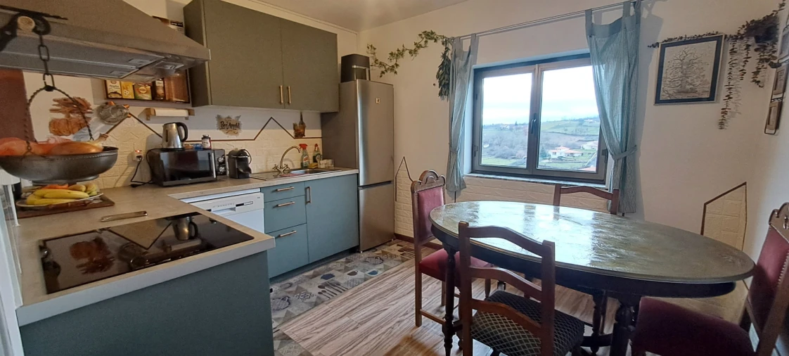 Moradia T4 para Venda em São Martinho de Angueira Foto 2