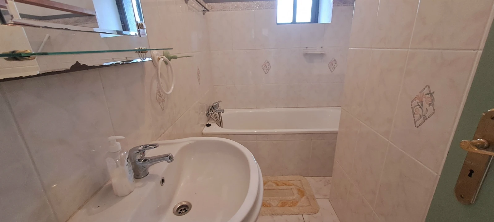 Moradia T4 para Venda em São Martinho de Angueira Foto 46