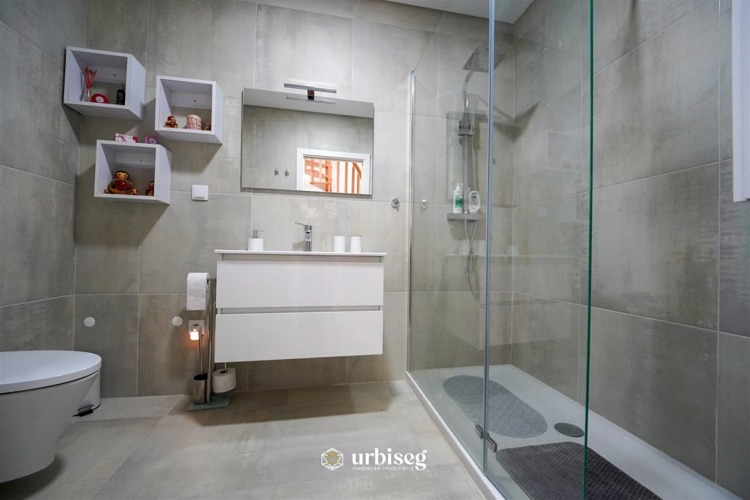 Apartamento T3 para Venda em São Pedro Foto 24