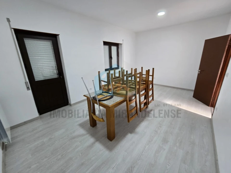 Apartamento T5 para Venda em Mirandela Foto 12