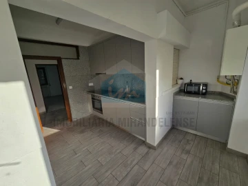 Apartamento T5 para Venda em Mirandela