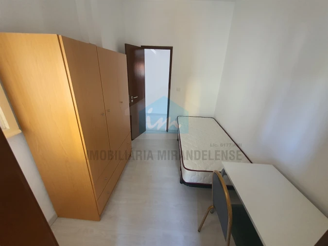 Apartamento T5 para Venda em Mirandela Foto 20