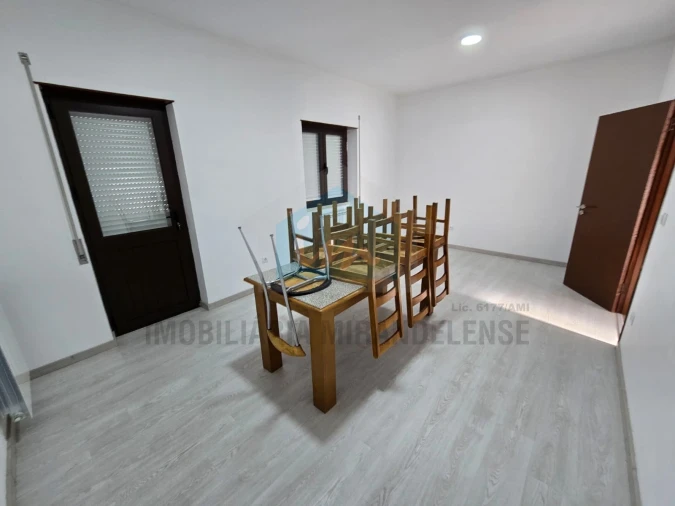 Apartamento T5 para Venda em Mirandela Foto 12