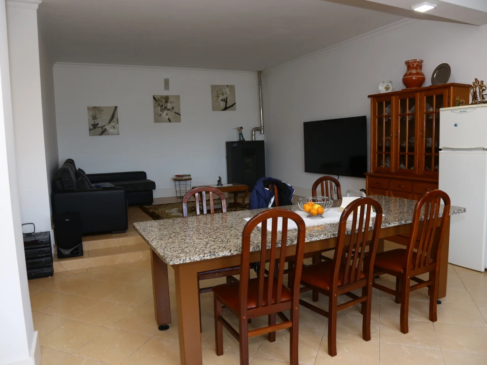 Moradia T3 para Venda em Roriz Foto 8