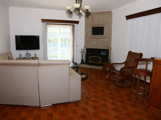 Moradia T3 para Venda em Roriz Foto 14