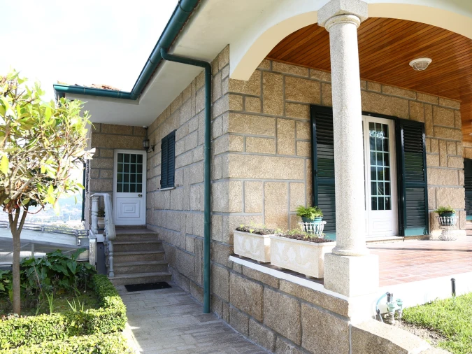 Moradia T3 para Venda em Roriz Foto 6