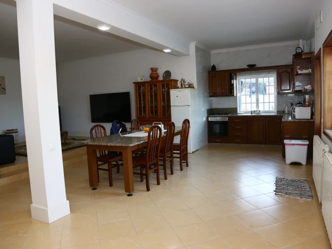 Moradia T3 para Venda em Roriz Foto 7