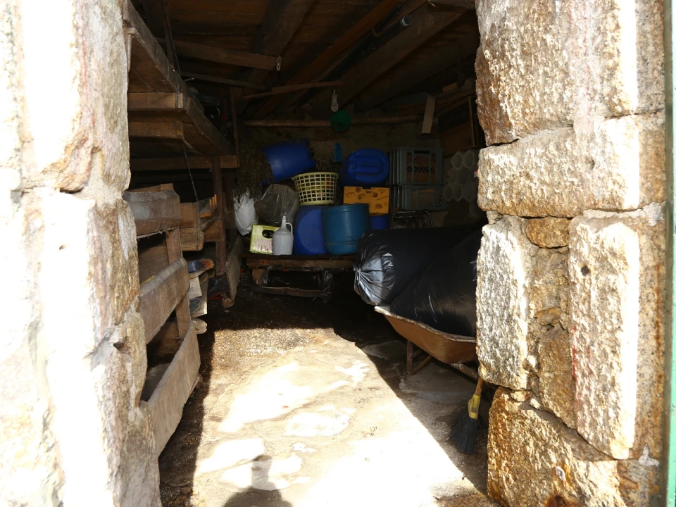 Moradia T0 para Venda em Lustosa e Barrosas (Santo Estêvão) Foto 13