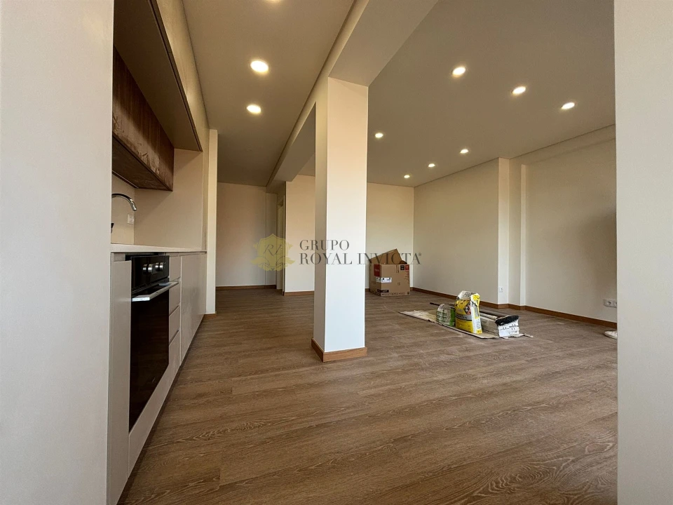 Apartamento T2 para Venda em Santa Marinha e São Pedro da Afurada Foto 7