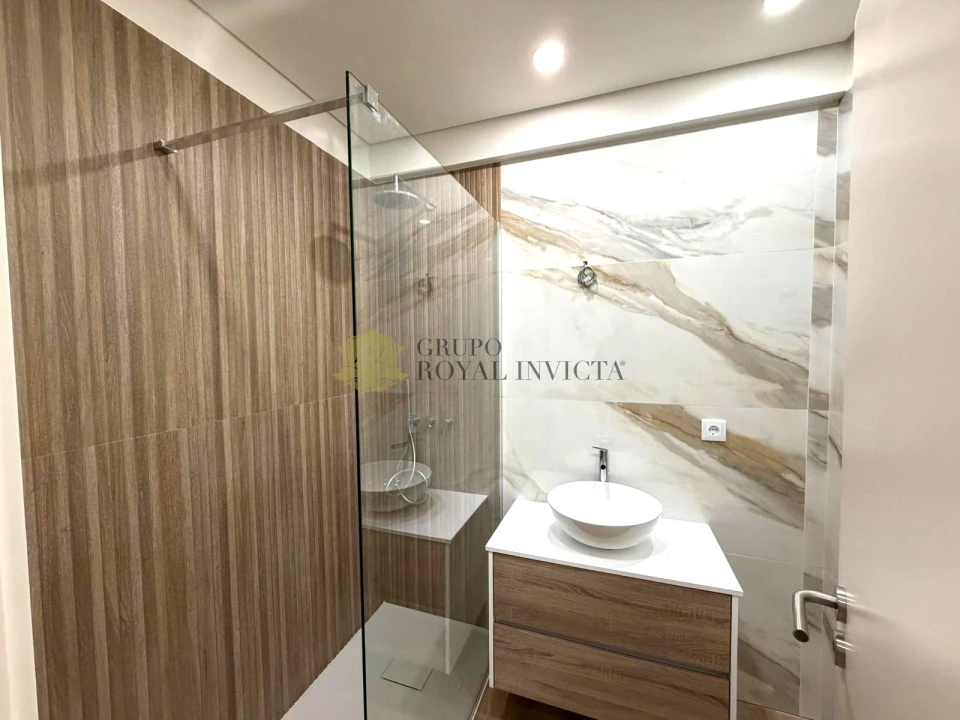 Apartamento T2 para Venda em Santa Marinha e São Pedro da Afurada Foto 20