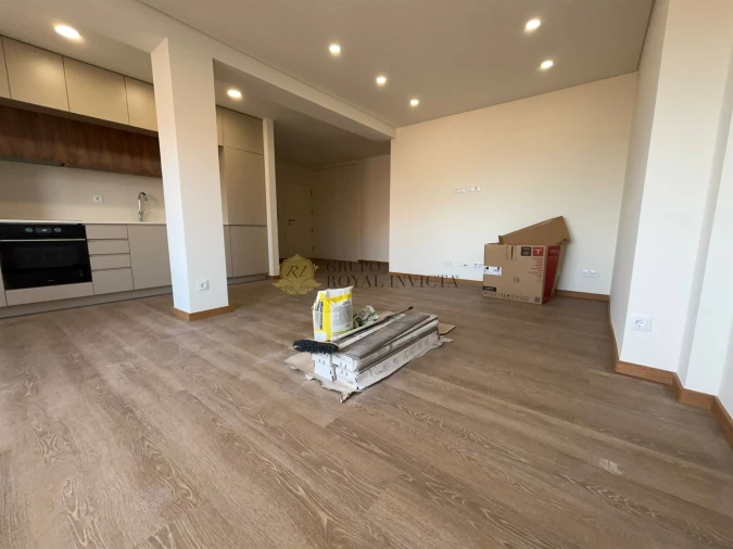 Apartamento T2 para Venda em Santa Marinha e São Pedro da Afurada Foto 3