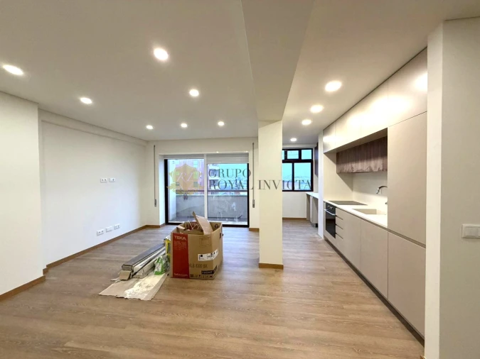 Apartamento T2 para Venda em Santa Marinha e São Pedro da Afurada Foto 9