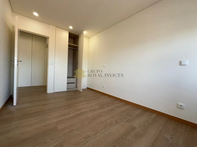 Apartamento T2 para Venda em Santa Marinha e São Pedro da Afurada Foto 14