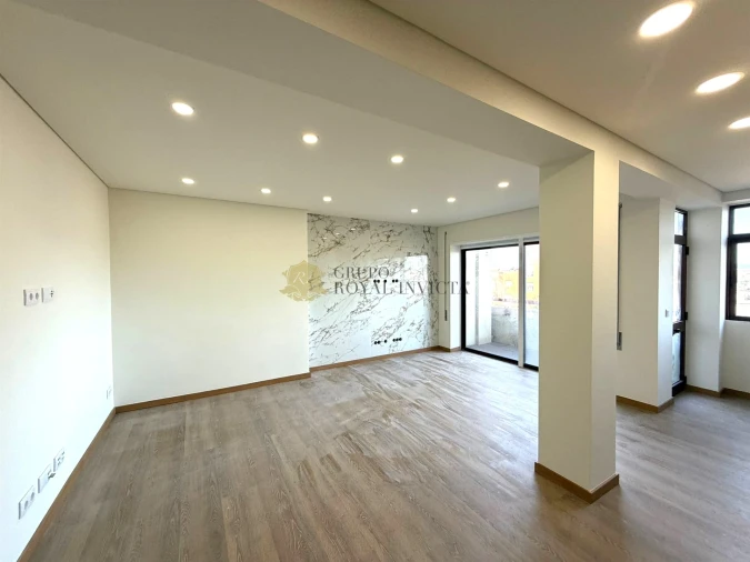 Apartamento T2 para Venda em Santa Marinha e São Pedro da Afurada