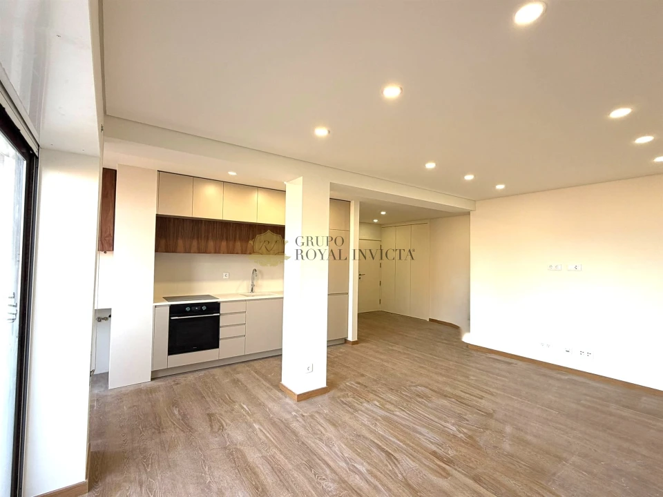 Apartamento T2 para Venda em Santa Marinha e São Pedro da Afurada Foto 6