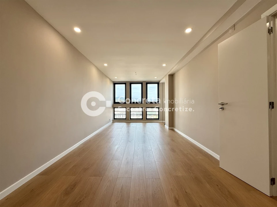 Apartamento T2 para Venda em Arcozelo Foto 5