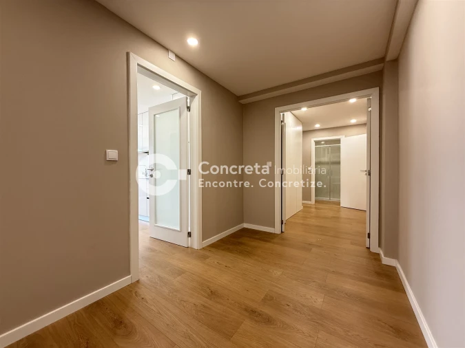 Apartamento T2 para Venda em Arcozelo Foto 2