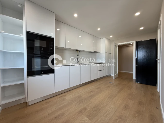 Apartamento T2 para Venda em Arcozelo Foto 1