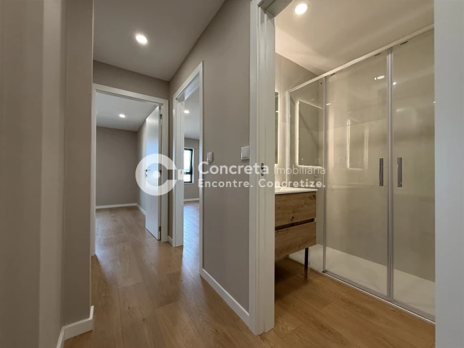 Apartamento T2 para Venda em Arcozelo Foto 14