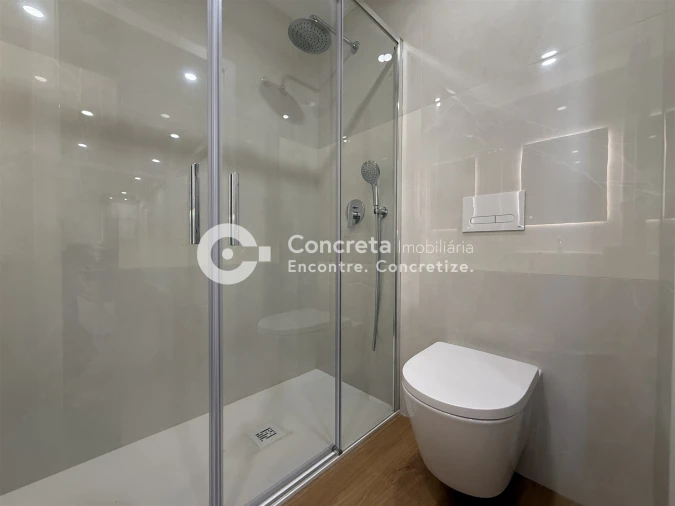 Apartamento T2 para Venda em Arcozelo Foto 16