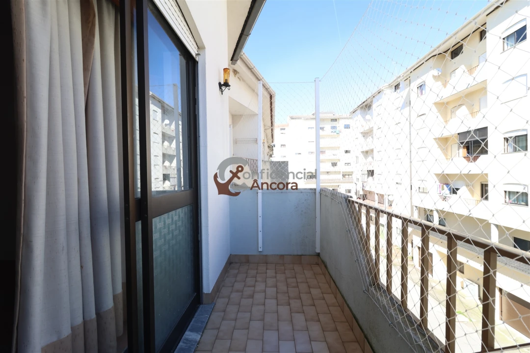 Apartamento T3 para Venda em Seia, São Romão e Lapa dos Dinheiros Foto 10