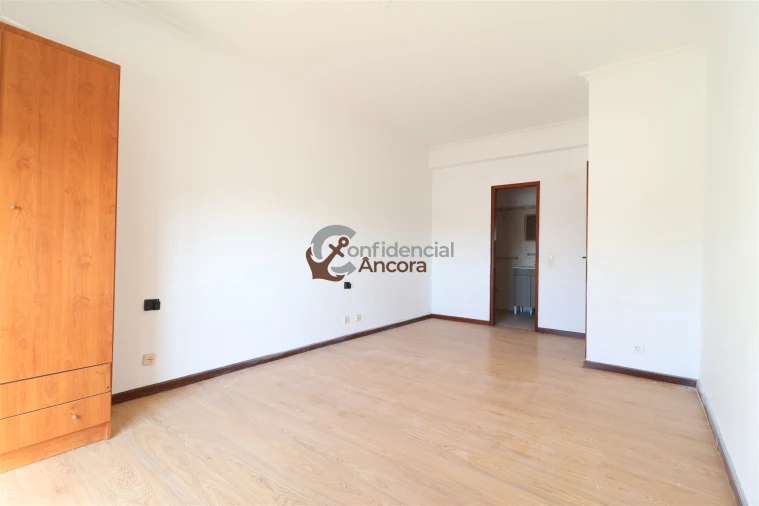 Apartamento T3 para Venda em Seia, São Romão e Lapa dos Dinheiros Foto 22