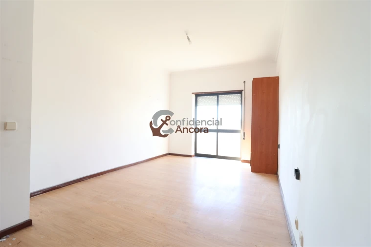 Apartamento T3 para Venda em Seia, São Romão e Lapa dos Dinheiros Foto 21