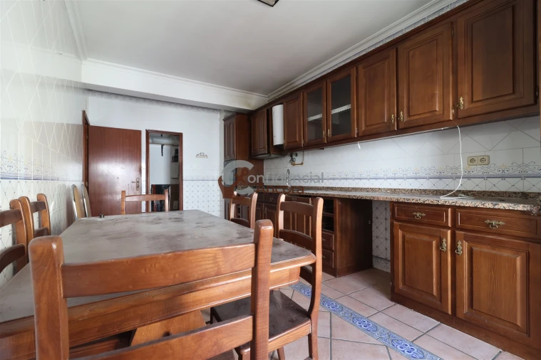 Apartamento T3 para Venda em Seia, São Romão e Lapa dos Dinheiros Foto 5