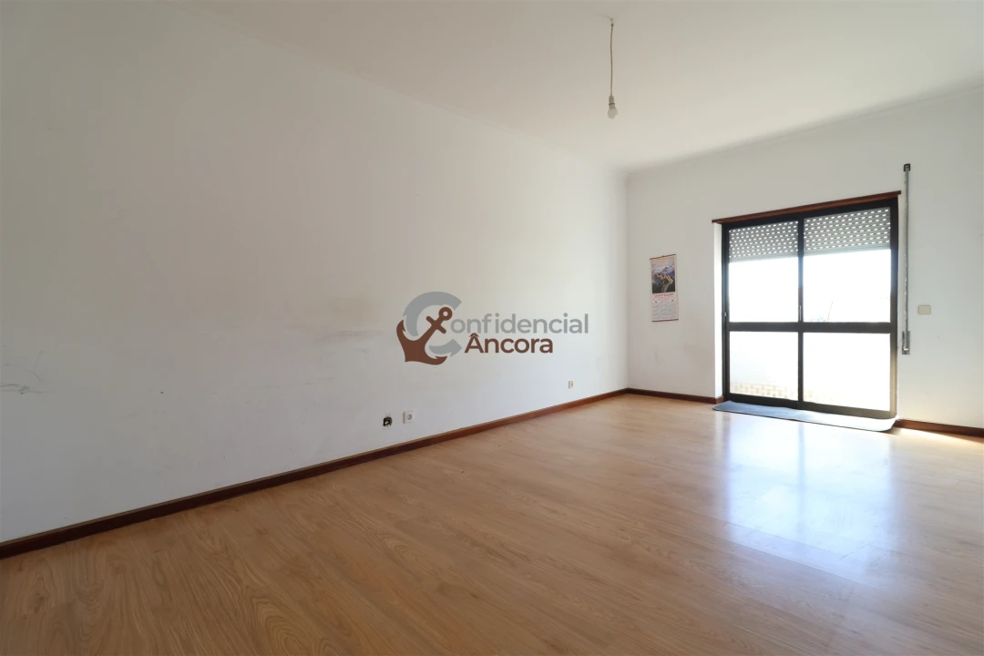 Apartamento T3 para Venda em Seia, São Romão e Lapa dos Dinheiros Foto 15