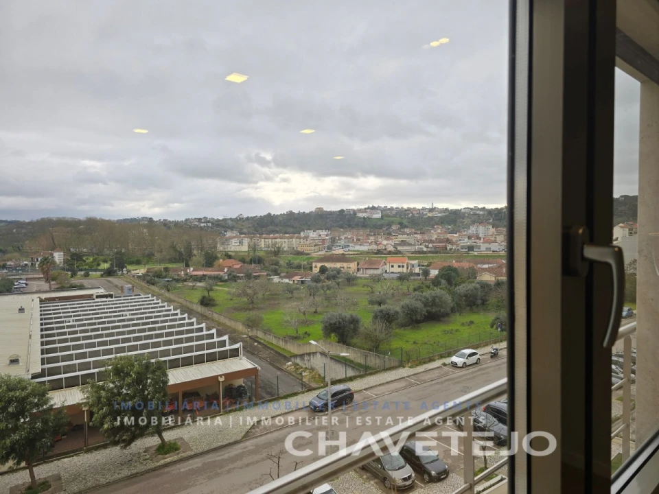 Apartamento T3 para Venda em São João Baptista e Santa Maria dos Olivais Foto 16