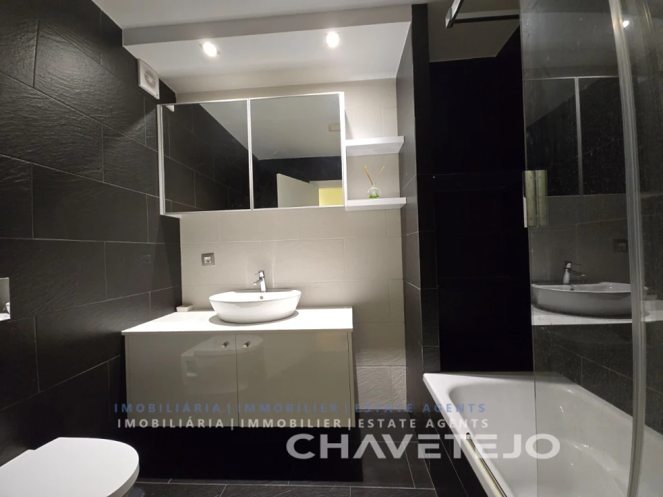 Apartamento T3 para Venda em São João Baptista e Santa Maria dos Olivais Foto 19