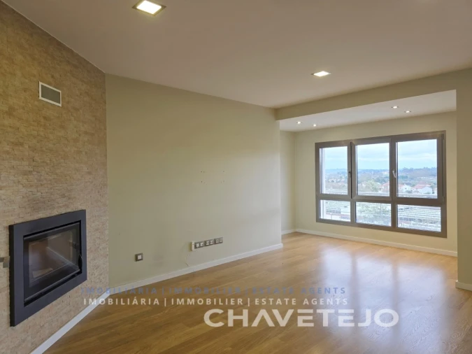 Apartamento T3 para Venda em São João Baptista e Santa Maria dos Olivais Foto 12