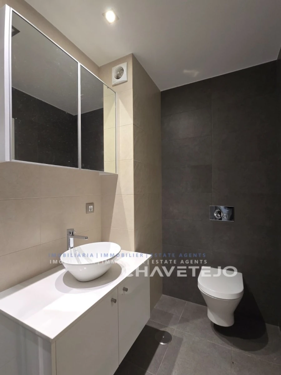 Apartamento T3 para Venda em São João Baptista e Santa Maria dos Olivais Foto 29