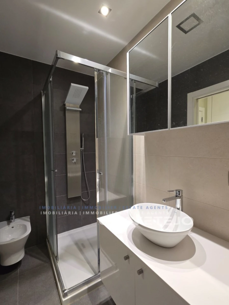 Apartamento T3 para Venda em São João Baptista e Santa Maria dos Olivais Foto 30