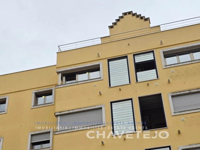 Apartamento T3 para Venda em São João Baptista e Santa Maria dos Olivais Foto 38